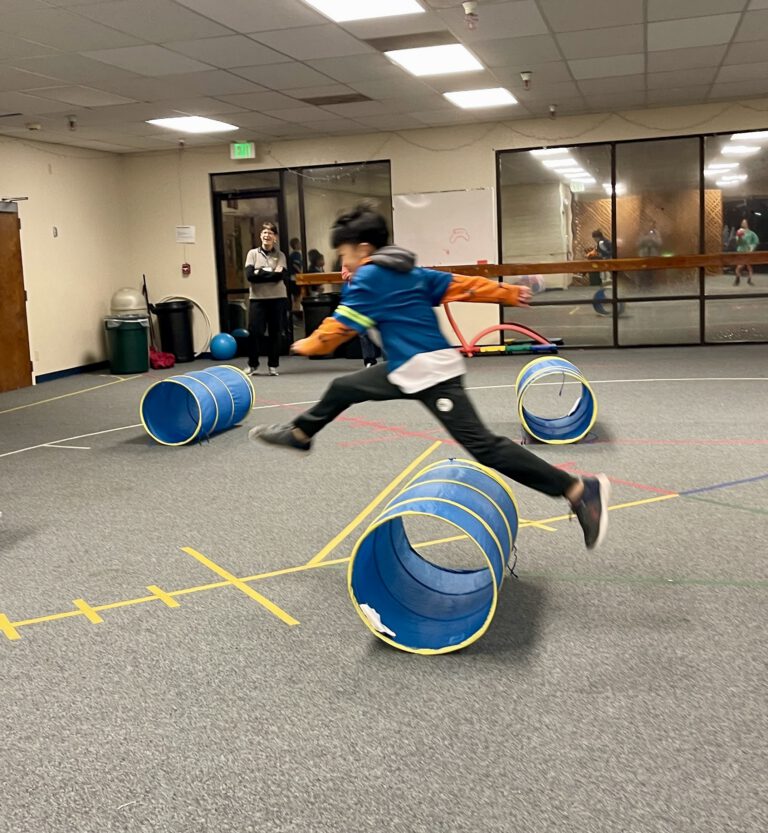 A clubber running the tunnel course during game time